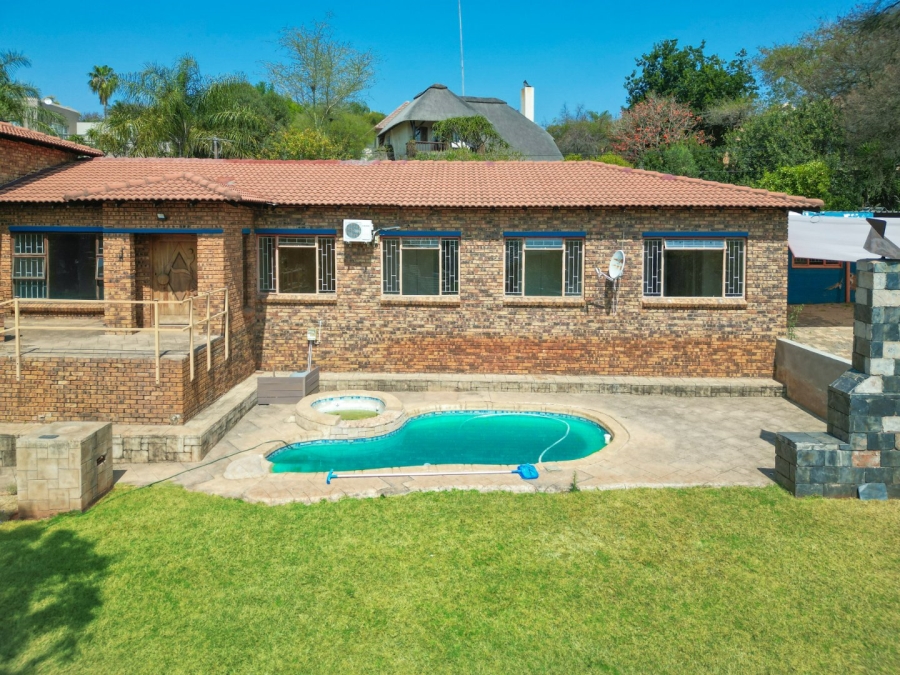 4 Bedroom Property for Sale in Ifafi North West